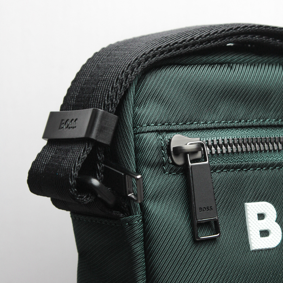 Green Crossbody Contrast Logo Bag