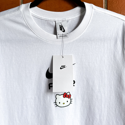 Nike x Hello Kitty Playera Air (Asia Sizing)