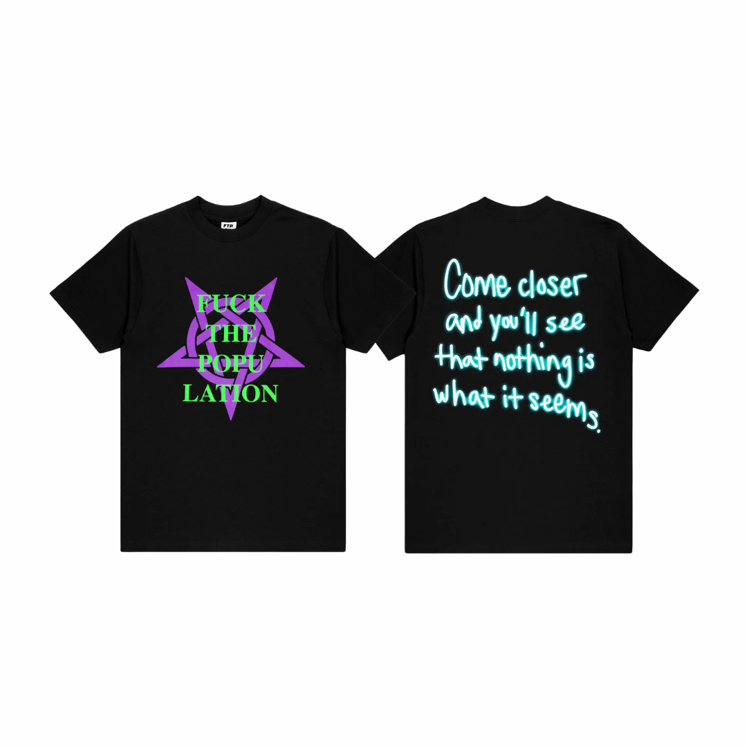Come Closer Tee Black