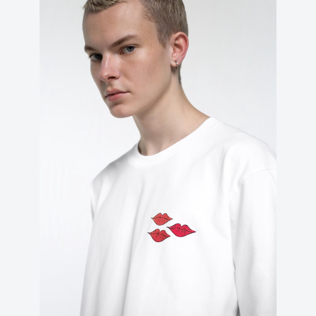 Camiseta gráfica KAWS + Warhol UT (talla de EE. UU.)