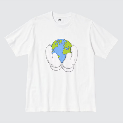 Uniqlo x Kaws Peace For All S/S Graphic T-shirt (Asia Sizing)